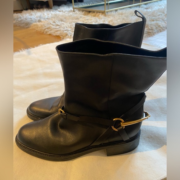 Gucci black leather gold horse bit boots - Picture 5 of 9